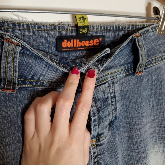 Dollhouse Distressed Bootleg Jeans with Lighter Tone Stonewash - Picture 9 of 10